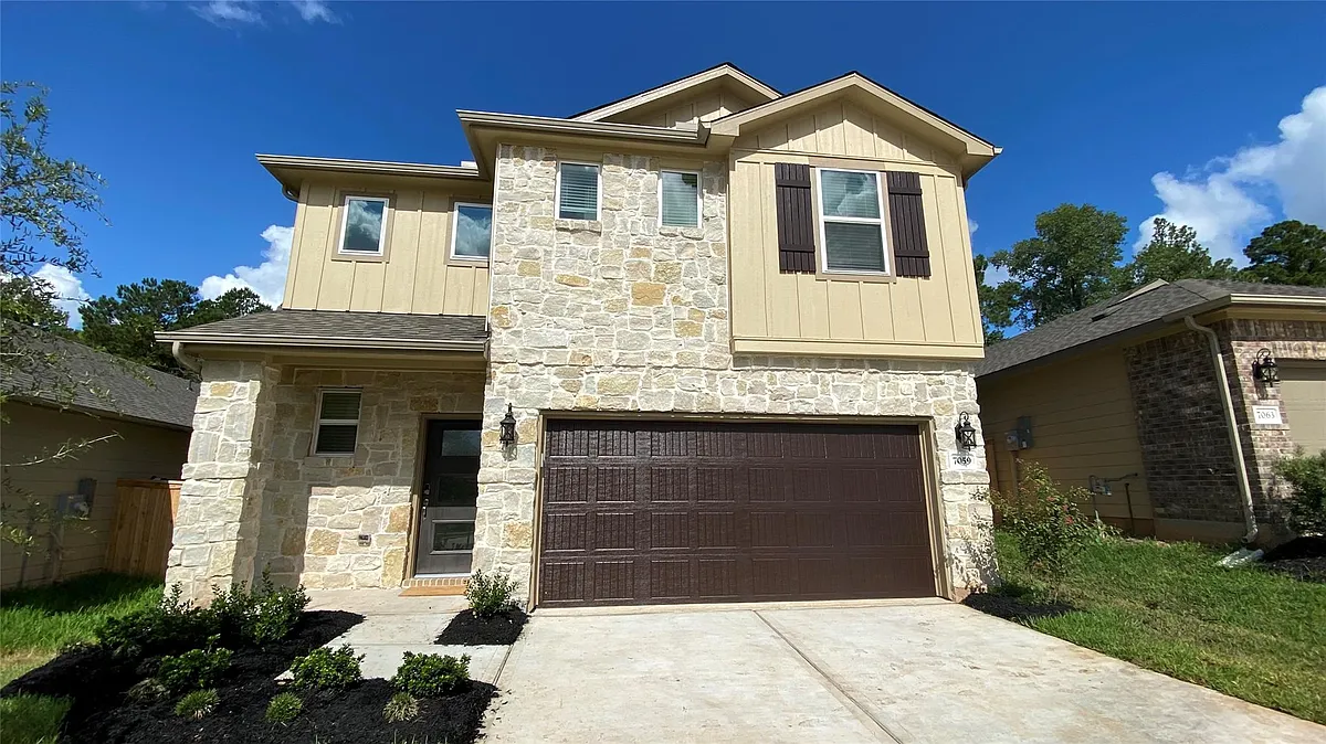 Building Photo - 7059 Silverleaf Oak St