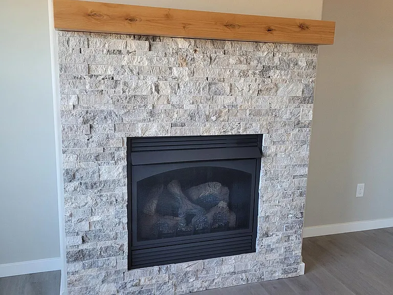 209 W Canterbury Ln — Photo 16