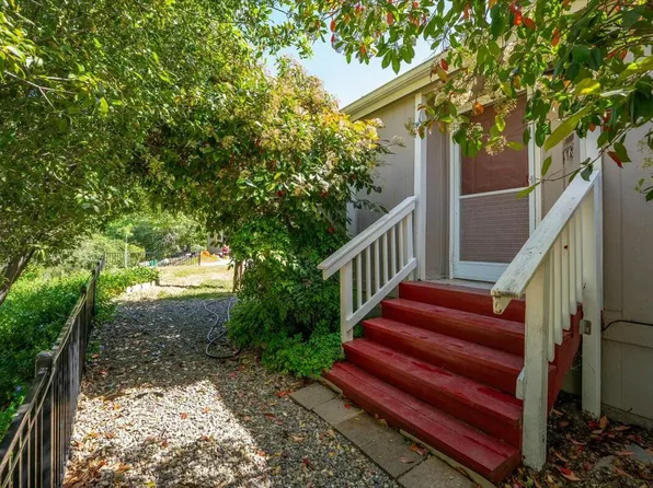 14753 Marin Dr, Redding, CA 96003