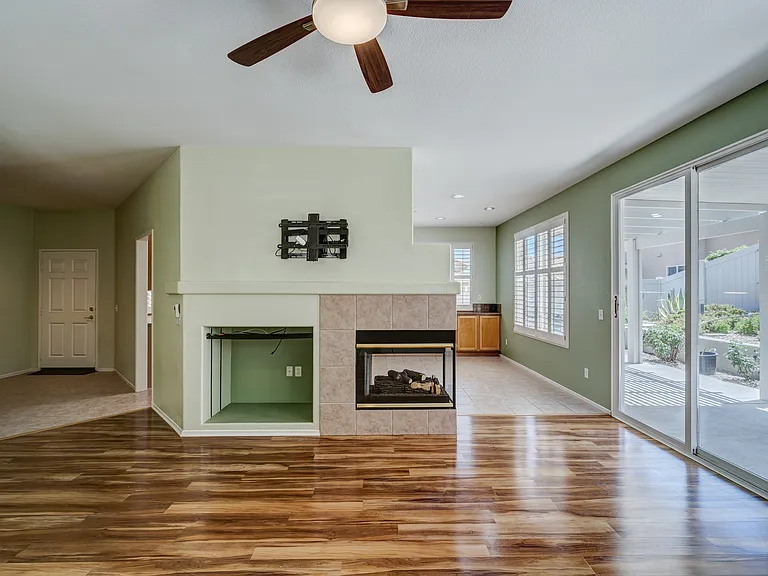 4971 Rio Bravo Dr — Photo 12