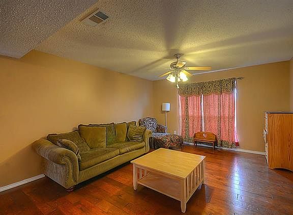 5th image of 6722 Ambercrest Dr