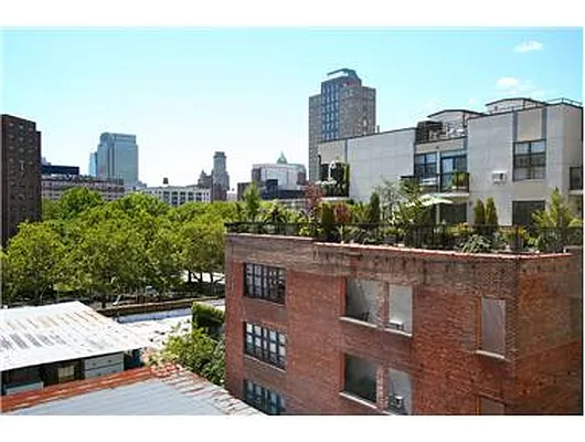 Sold by Douglas Elliman | media 10