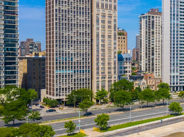 1240 N Lake Shore Dr APT 14A, Chicago, IL 60610