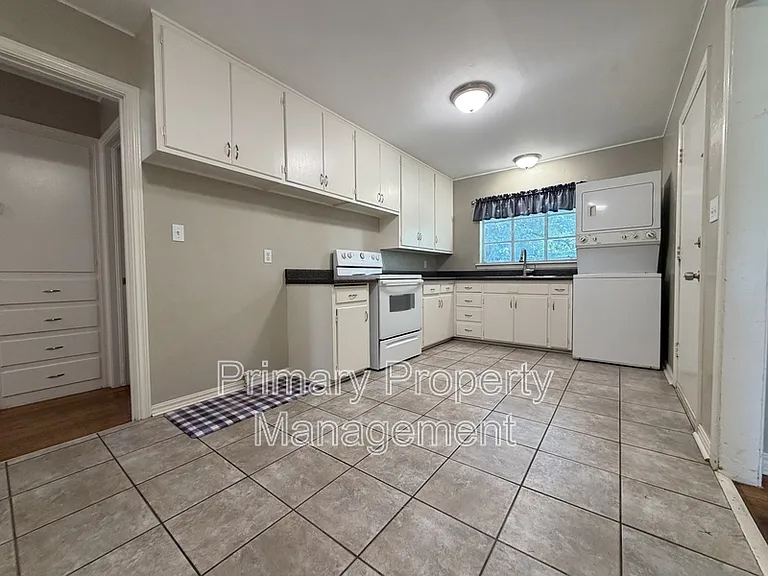 1722 Mattern Dr — Photo 14