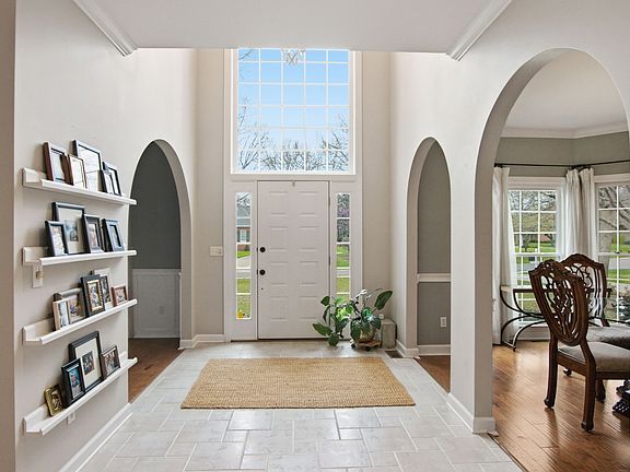 4th image of 108 Albemarle Dr