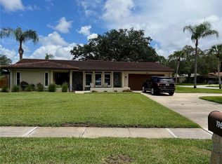 1961 Sandpiper Dr, Palm Harbor, FL 34683