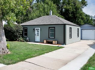 2807 Calhoun St, Bellevue, NE 68005