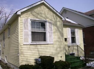 34 W Milton Ave, Hazel Park, MI