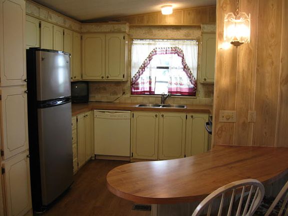 5th image of 10620 SW 27th Ave Lot 116A