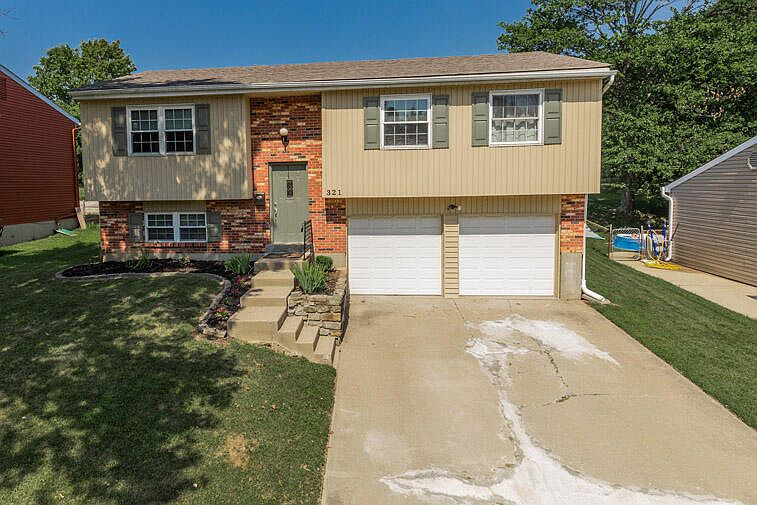 1st image of 321 Merravay Dr