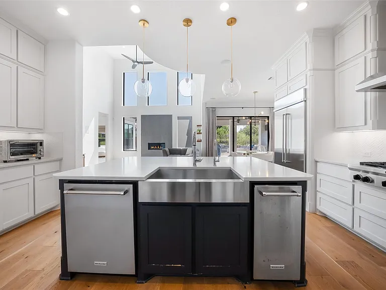 7108 Calypso Ln — Photo 14