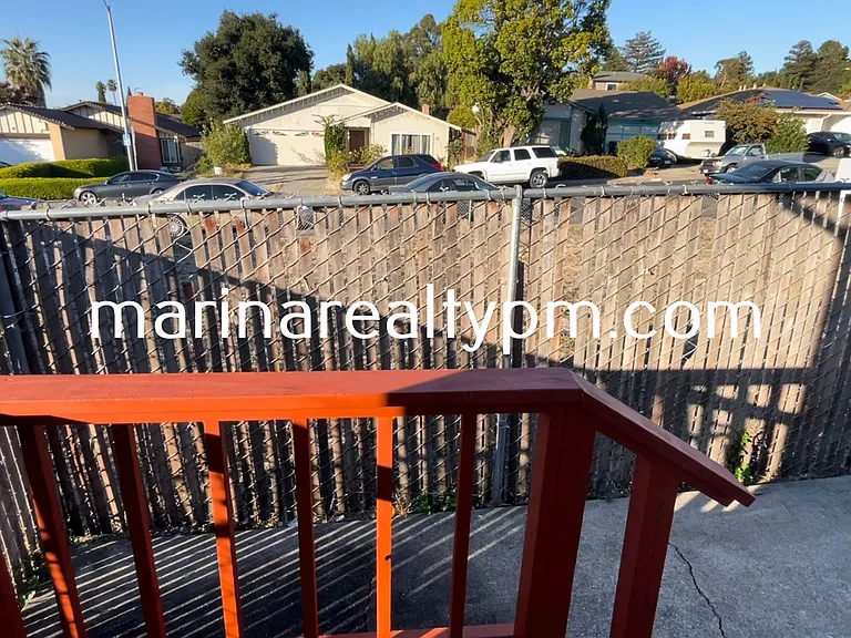 240 Holly St #1-14 — Photo 12