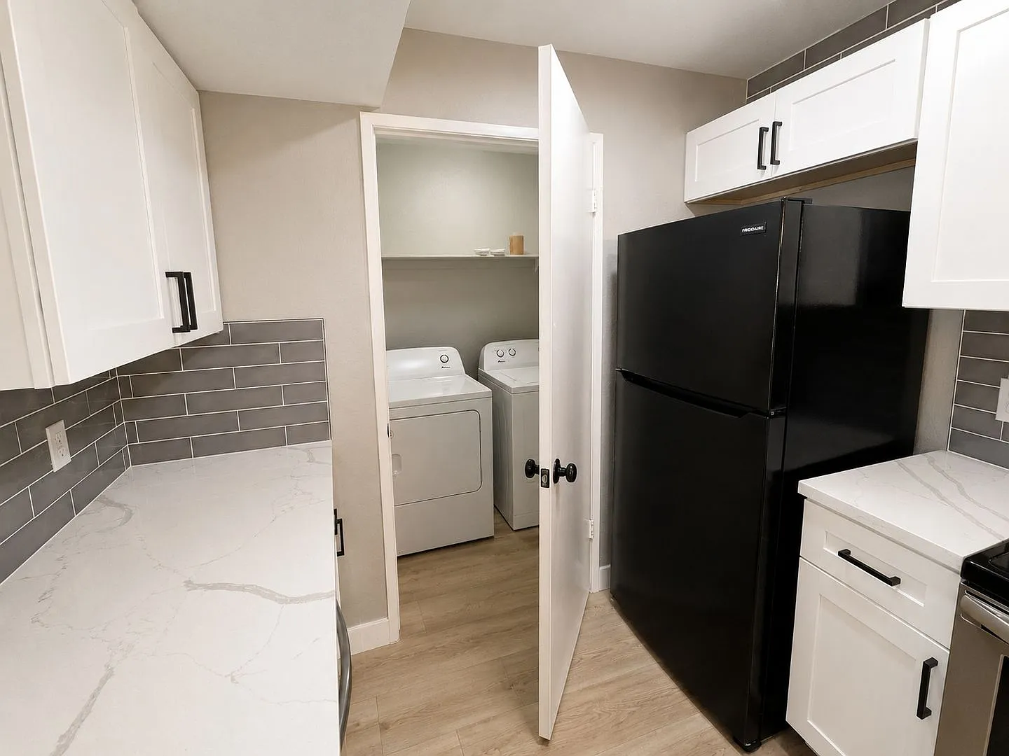 Truly Amazing 2nd floor unit. — Photo 4