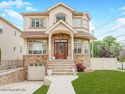 694 Edgegrove Ave, Staten Island, NY, 10312