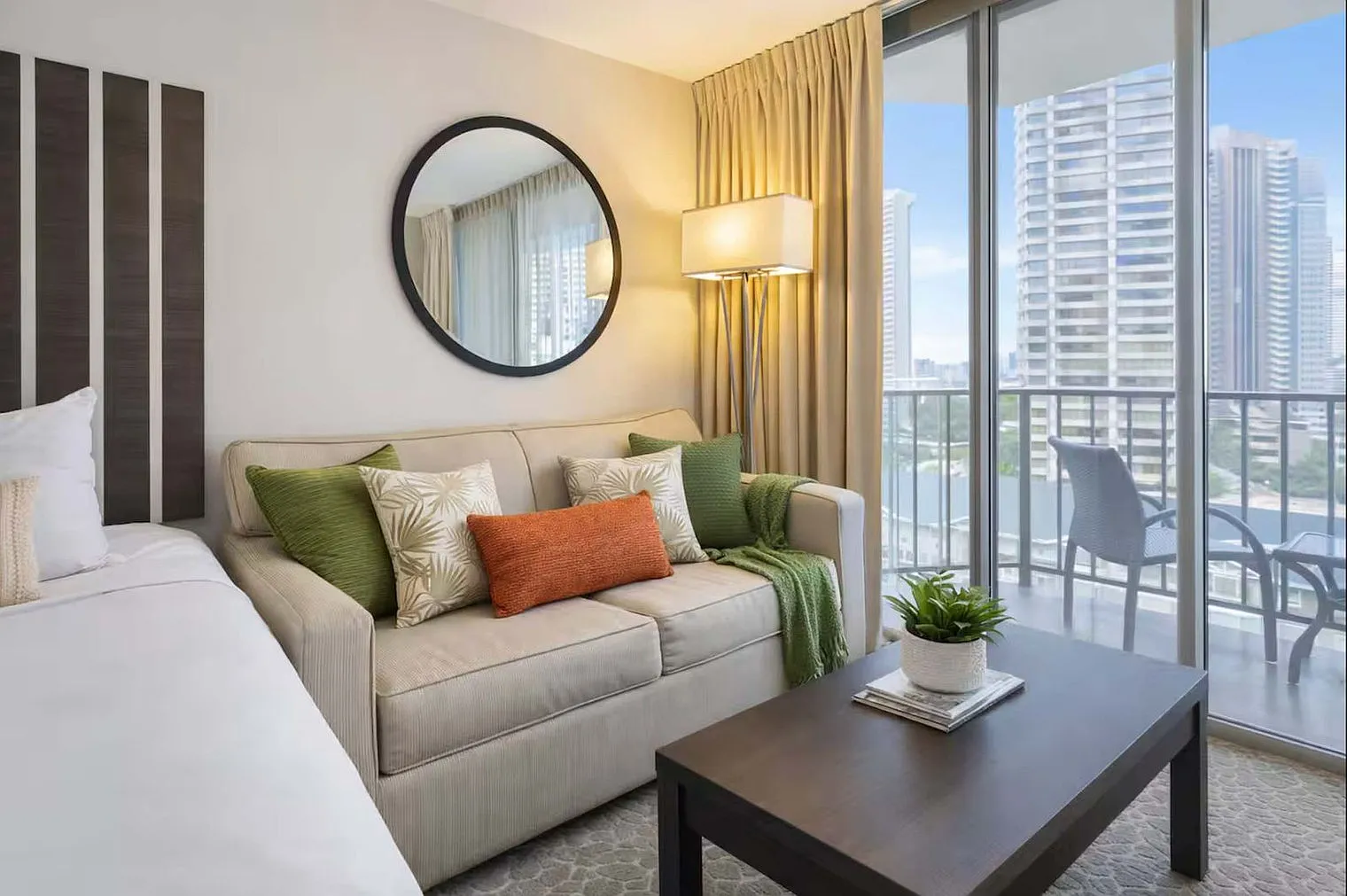 1 bed, 1.0 bath, 495 sqft, $6,492 — Photo 1
