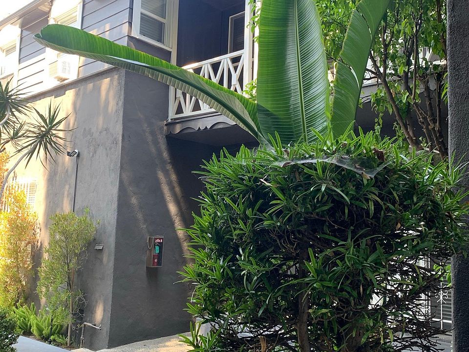 1st image of 160 S Hayworth Ave #2