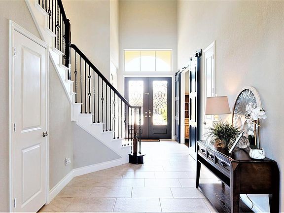 5th image of 804 Sage Way Ln