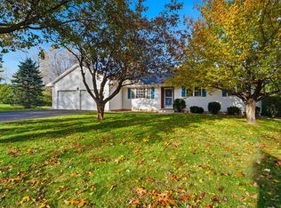 7 Frances Ln, Windsor Locks, CT 06096