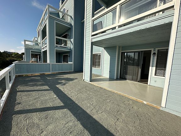 Live the coastal lifestyle _ yard included.