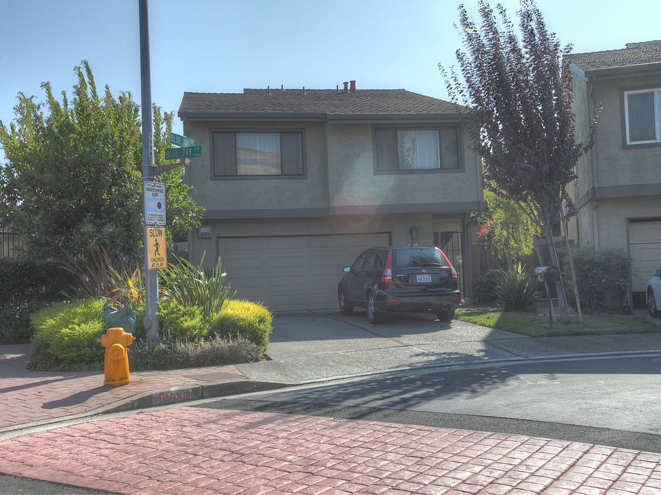 1st image of 527 Blue Jay Dr