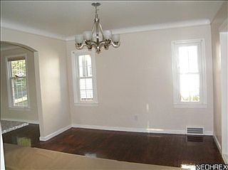 5th image of 16614 Lomond Blvd