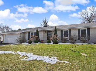 1993 Rambling Rose ROAD, Waukesha, WI 53186