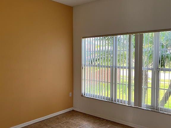 5th image of 5444 Crepe Myrtle Cir