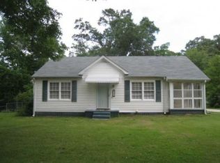 306 Taliaferro Dr, Hogansville, GA 30230