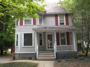 138 E McClure St, Kewanee, IL 61443