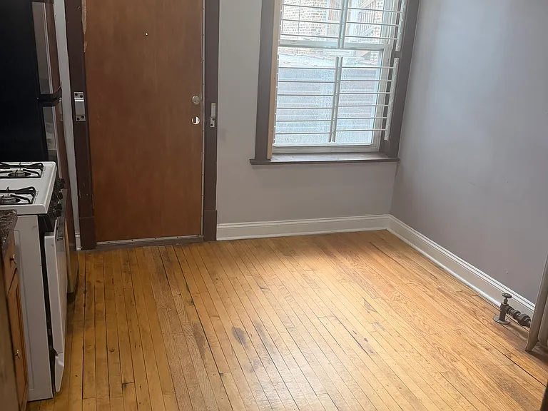 6549 S Harvard Ave — Photo 7