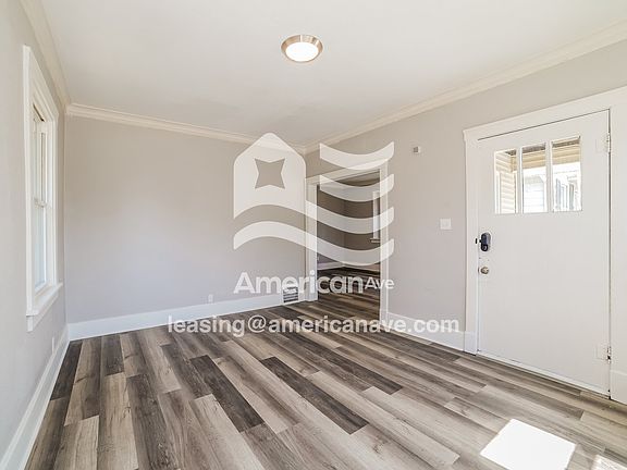 1762054_003_living_room_13691388.jpg