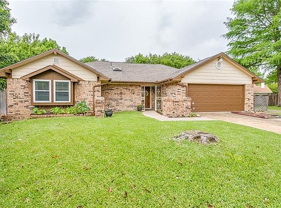 2nd image of 9932 Ivy Leaf Ln