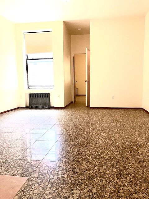 1st image of 158 E 107th St APT 1B