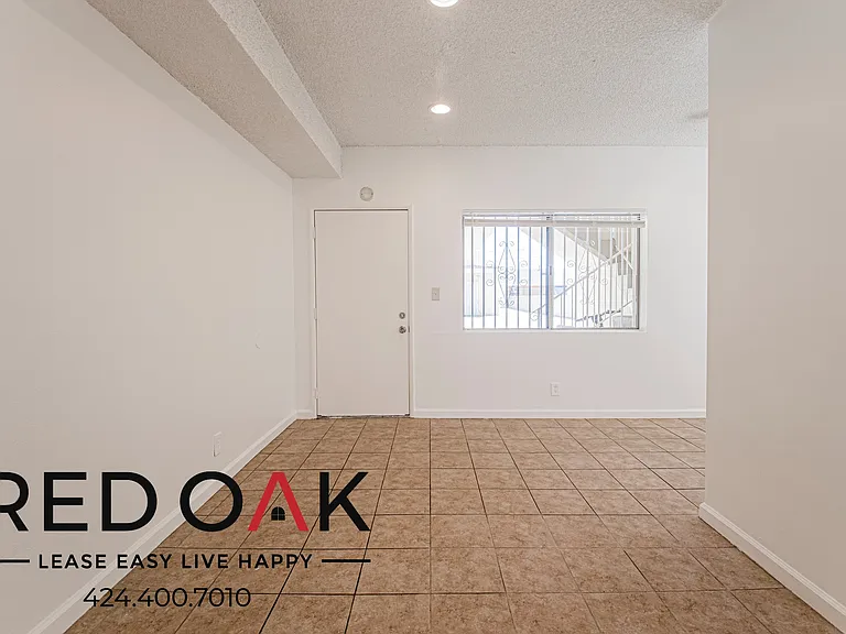 4342 W 130th St #12 — Photo 9