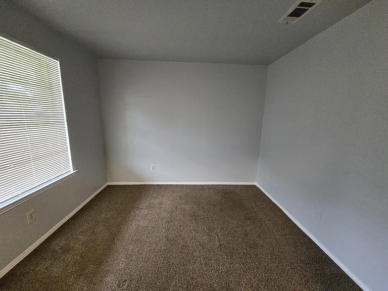 509 Arbor Ln — Photo 17