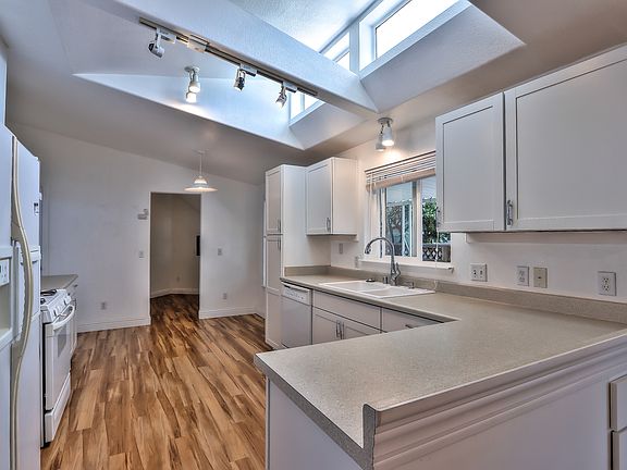 2nd image of 600 E Weddell Dr Spc 203