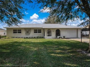 415 Lake August Dr, Lake Placid, FL 33852