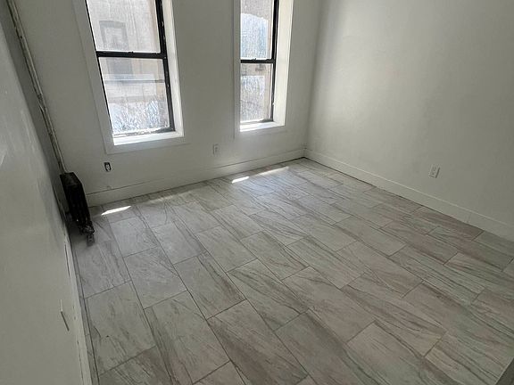 5th image of 340 E 51st St #2B