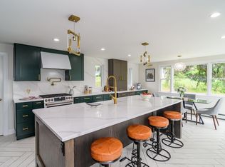 124 Everett St, Natick, MA 01760