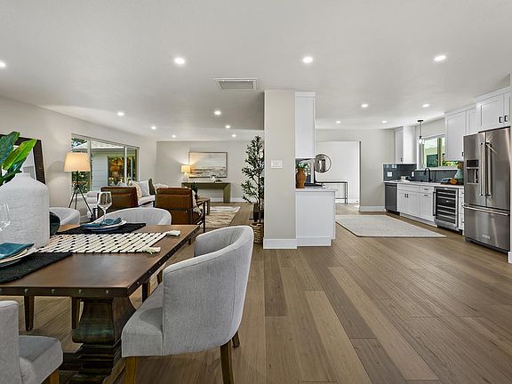 3rd image of 6132 Bridgewood Drive