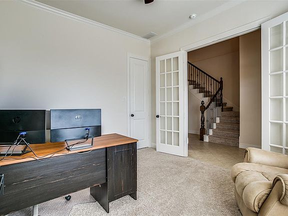 2nd image of 217 Gilpin Ln