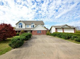 14143 N Rolling Hills Dr, Bentonville, AR 72712