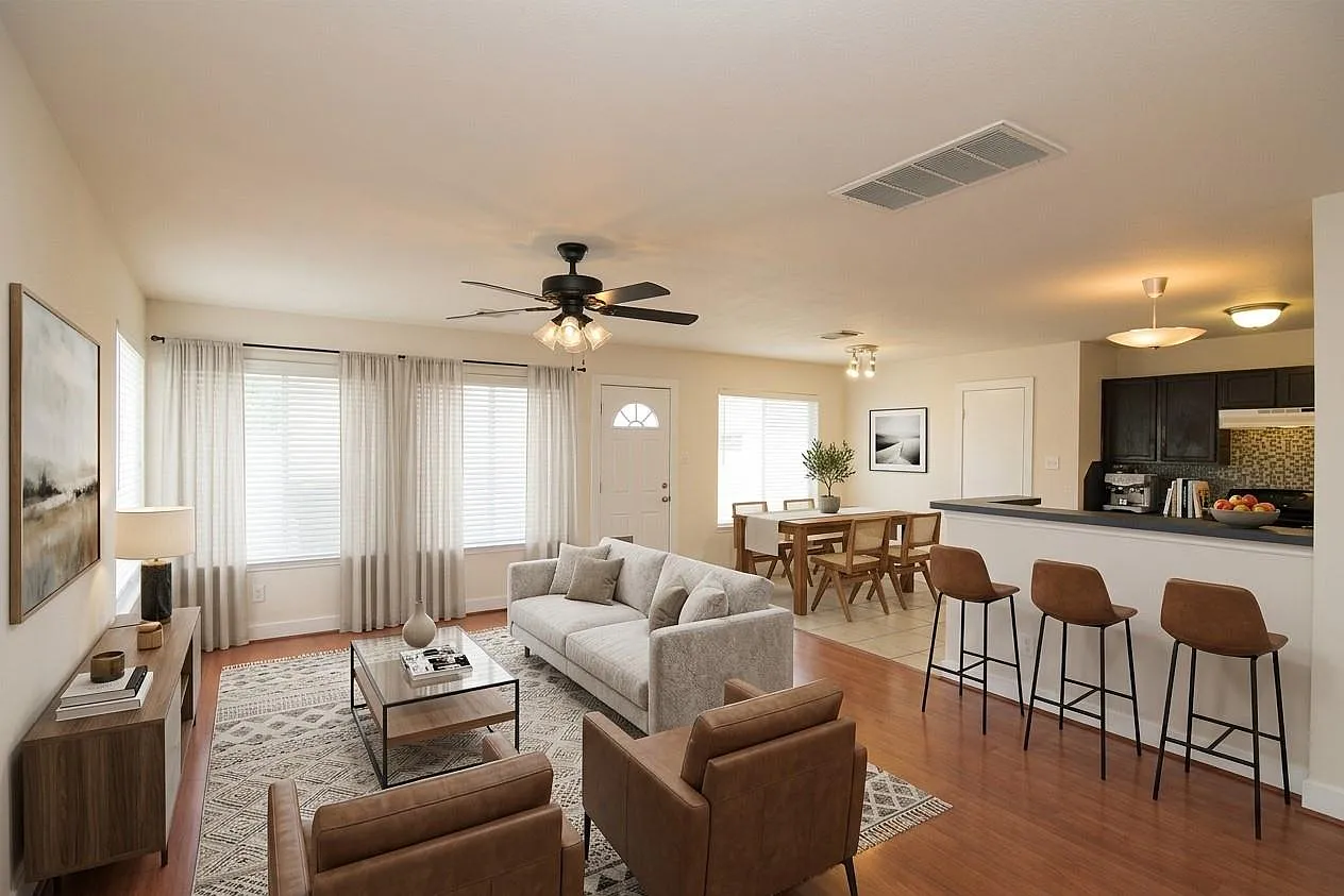 3 bed, 2.5 bath, 2167 sqft, $2,000 — Photo 1