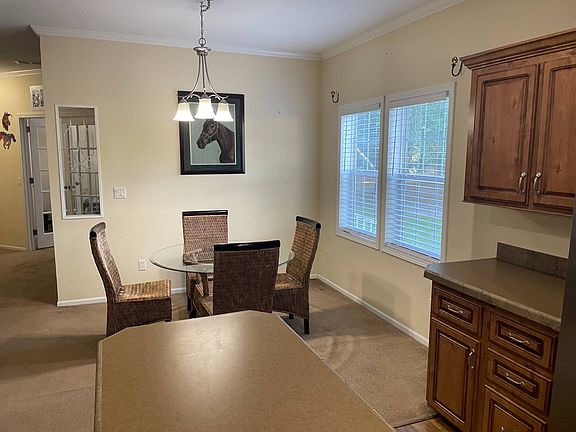 5th image of 260 Raintree Cir #260