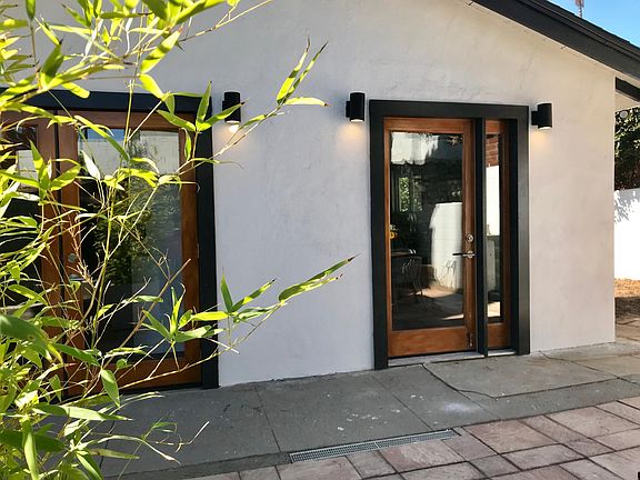 3rd image of 336 Vista Pl