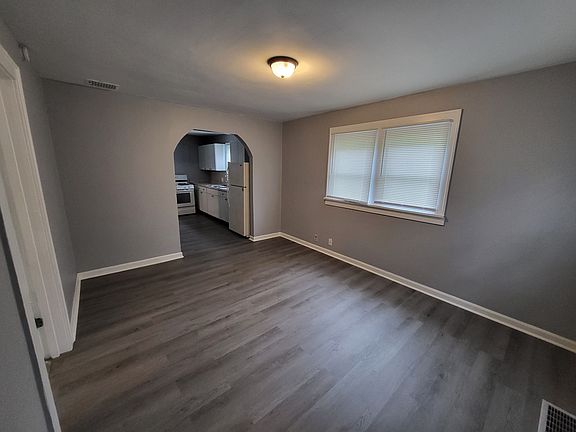 2nd image of 3905 N Kitley Ave
