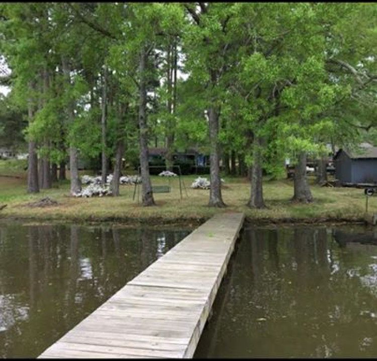 1st image of 18219 N Lakeview Dr