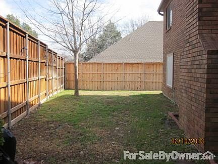 3rd image of 5614 Indian Hills Dr