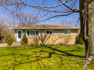 405 Avon Belden Rd, Avon Lake, OH 44012