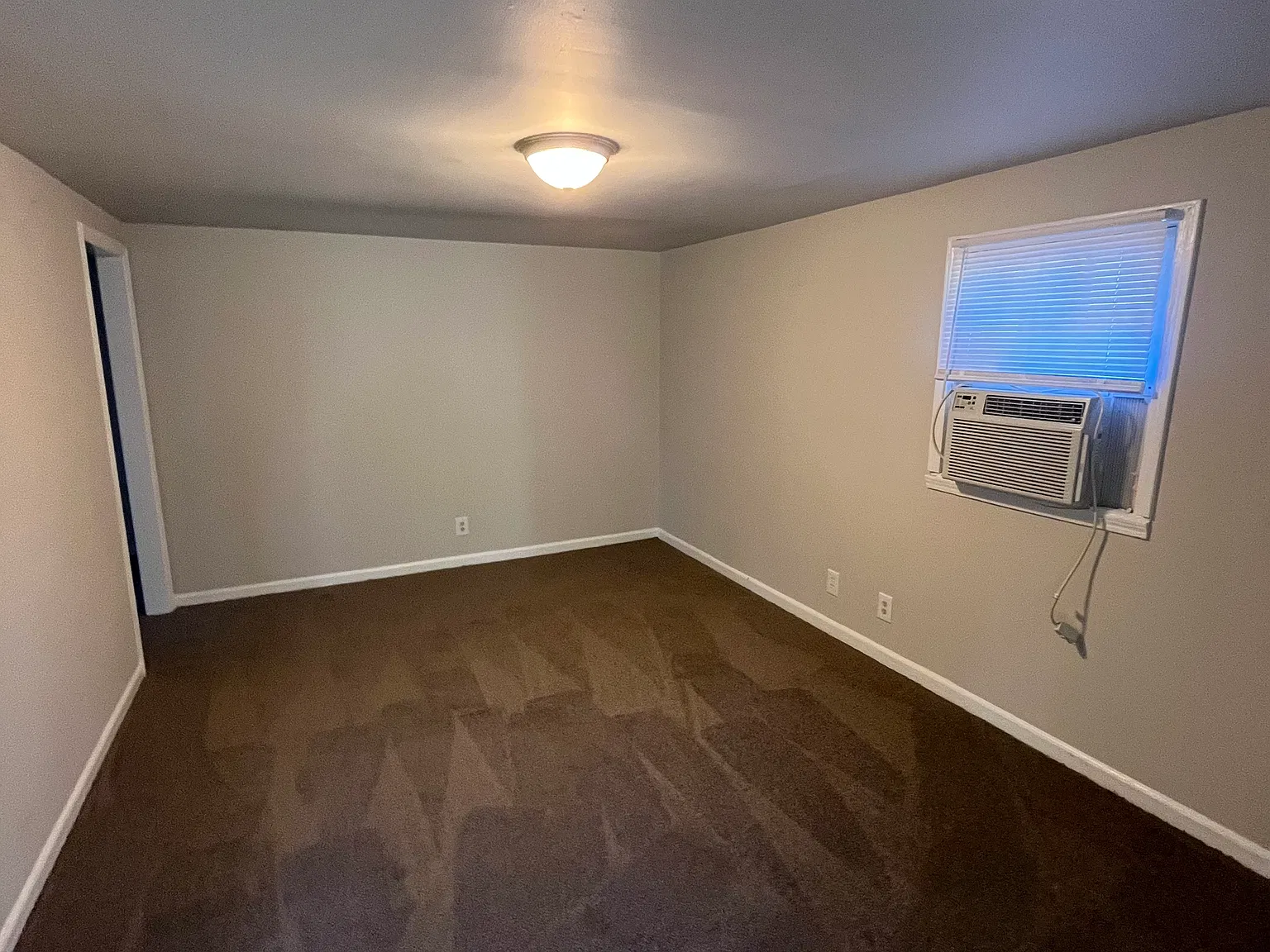 2 bed, 835 sqft, $650 — Photo 4